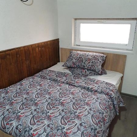 Casa Radu Hotell Tulcea Exteriör bild