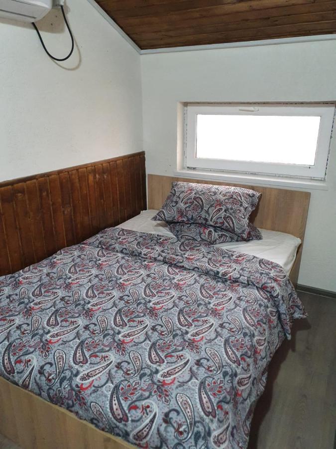 Casa Radu Hotell Tulcea Exteriör bild
